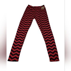 NWT Just Cozy Red & Black Chevron Leggings Sz M/L
